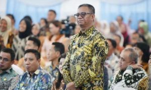 Bupati Boltim Oskar Manoppo menghadiri peluncuran Koperasi Merah Putih di Manado bersama para pejabat kementerian dan kepala daerah se-Sulawesi Utara.