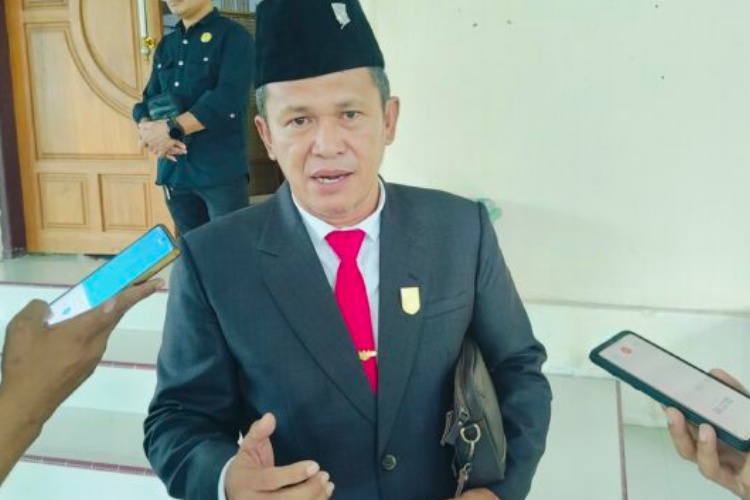 Ketua Komisi III DPRD Bolmut, Abdul Zamad Lauma