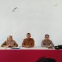 Camat Nuangan bersama jajaran pemerintah desa saat mengikuti sosialisasi pembentukan Koperasi Desa Merah Putih di Aula Kantor Kecamatan Nuangan.