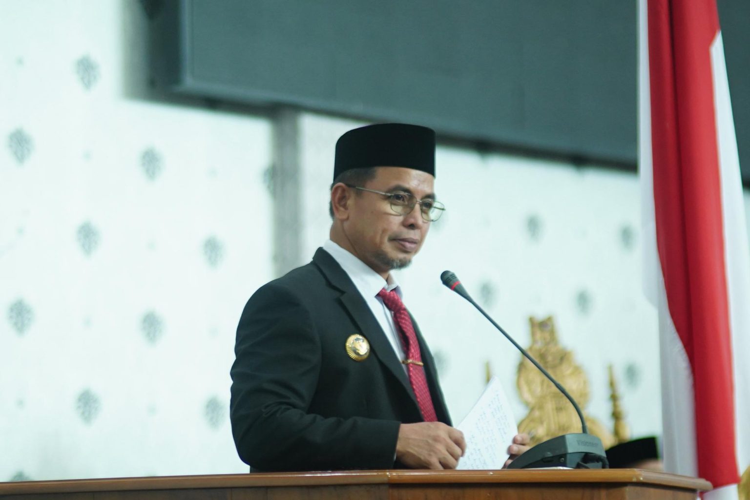Bupati Boltara Dr. Sirajudin Lasena