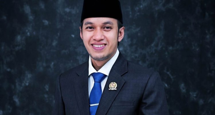 Anggota DPRD Bolmut Sutrisno Van Gobel