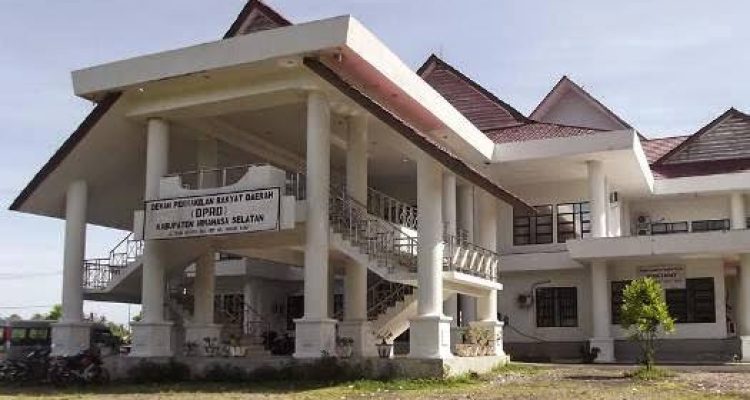 Foto Kantor DPRD Minsel