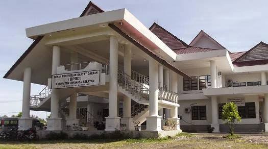 Foto Kantor DPRD Minsel