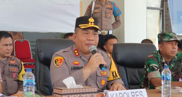 Kapolres Bolmut AKBP Julegtin Siahaan, SIK, MIK