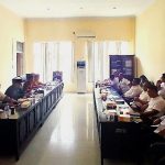 Rapat Komisi III DPRD Bolmut bersama OPD membahas progres revisi RTRW 2025 di ruang Kimisi III.