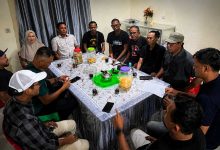 Rapat pleno PWI Bolmut yang dihadiri mayoritas pengurus dan anggota membahas dinamika internal organisasi di Boroko.