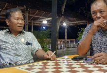 Ketua Komisi I DPRD Boltara, Salim Bin Abdullah (kiri), dan Sekretaris Komisi I, Joni Patiro, saat memberikan penjelasan kepada wartawan usai RDP MBG, Senin (22/6/2026).
